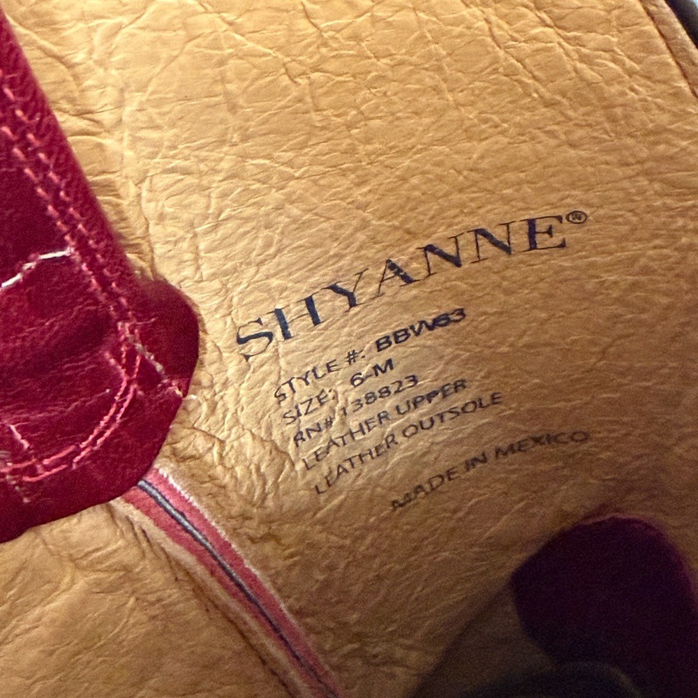 🍒🇺🇸Shyanne Red Western Embroidered Leather Boots - Picture 6 of 6
